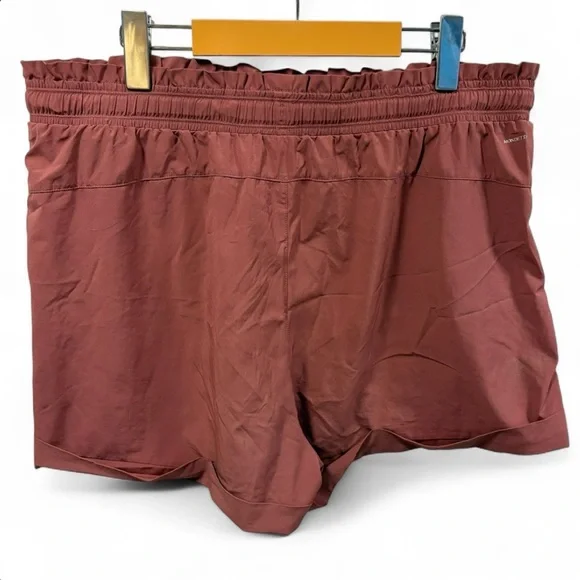 Mondetta Dusty Rose Drawstring Shorts - Picture 2 of 4